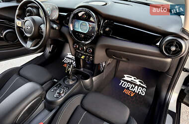 Хетчбек MINI Cooper 2022 в 