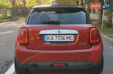Хетчбек MINI Cooper 2014 в 