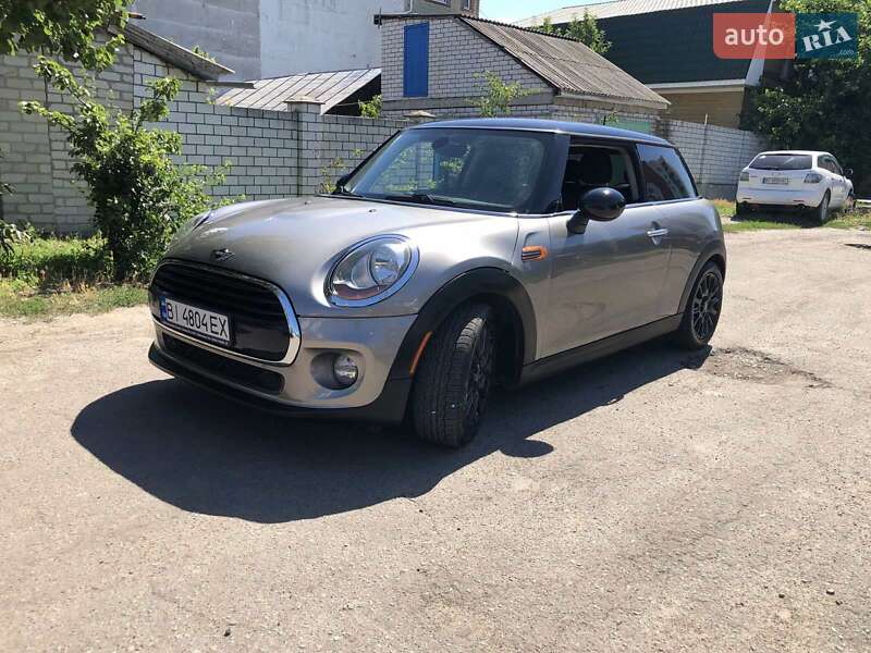 Хетчбек MINI Cooper 2017 в Кременчуці фото 2 Хетчбек MINI Cooper 2017 в Кременчуці