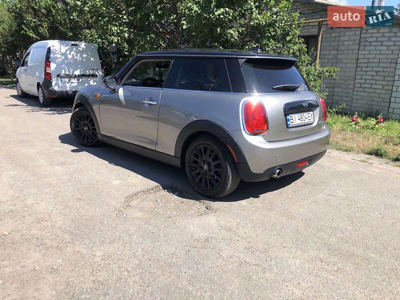 Хетчбек MINI Cooper 2017 в Кременчуці фото 6 Хетчбек MINI Cooper 2017 в Кременчуці