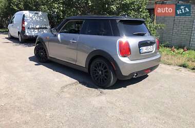 Хетчбек MINI Cooper 2017 в 