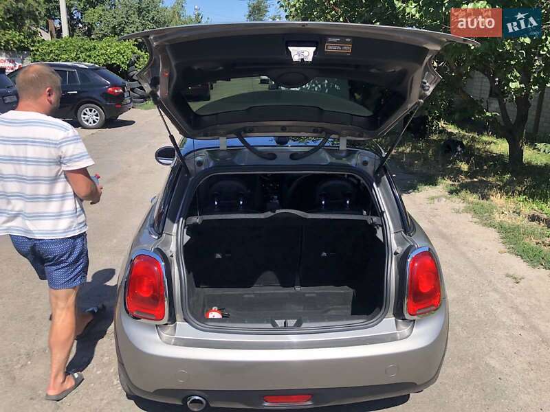 Хетчбек MINI Cooper 2017 в Кременчуці фото 11 Хетчбек MINI Cooper 2017 в Кременчуці