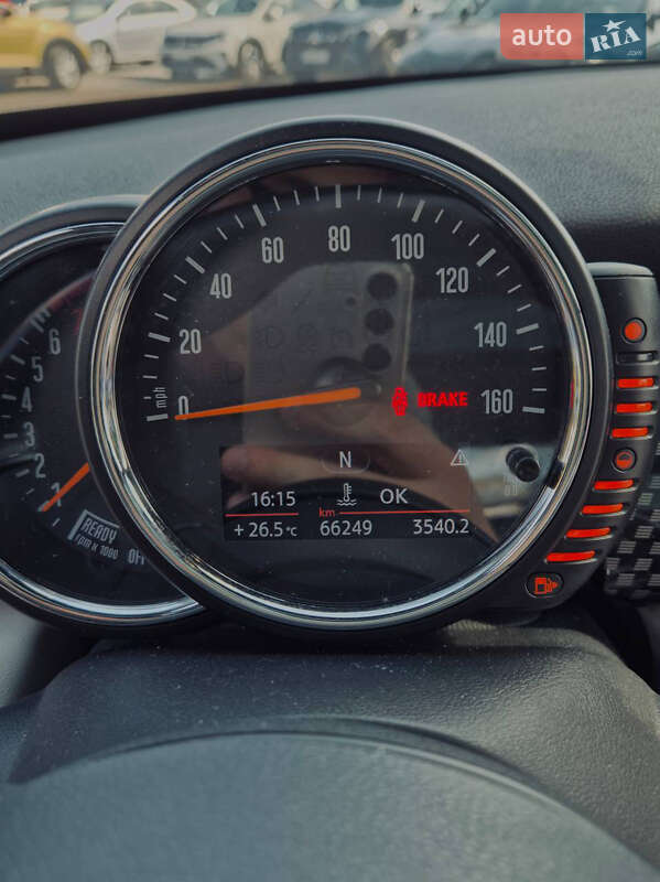 Хэтчбек MINI Cooper 2015 в Львове