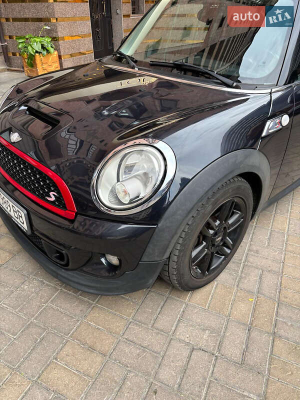 Хэтчбек MINI Cooper 2012 в Киеве