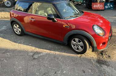 Хэтчбек MINI Cooper 2014 в 