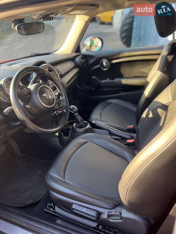 Хетчбек MINI Cooper 2014 в Києві