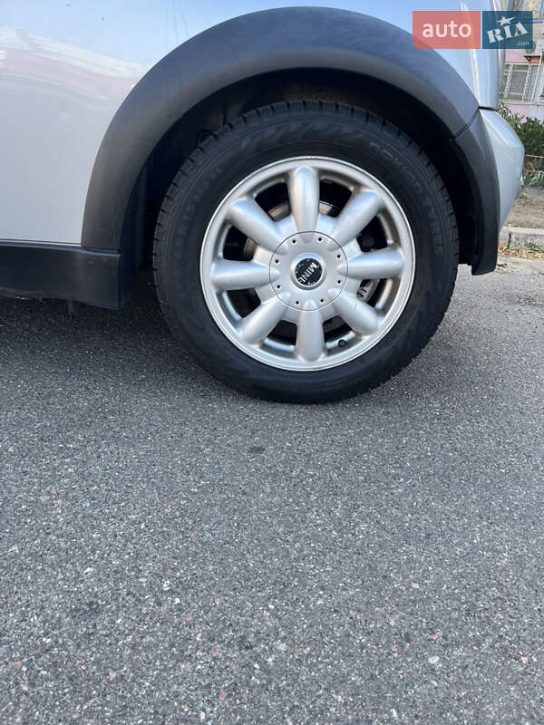 Хэтчбек MINI Cooper 2002 в Киеве