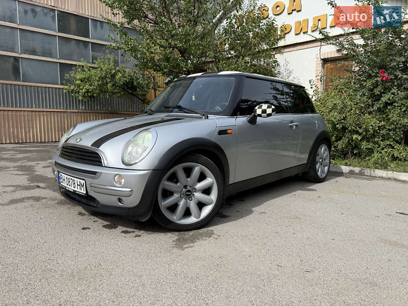 Хэтчбек MINI Cooper 2003 в Хмельницком
