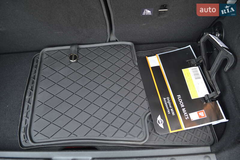 Хэтчбек MINI Cooper 2023 в Житомире фото 53 Хэтчбек MINI Cooper 2023 в Житомире