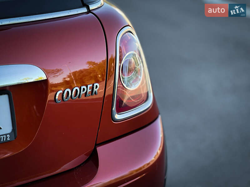Хэтчбек MINI Cooper 2011 в Киеве
