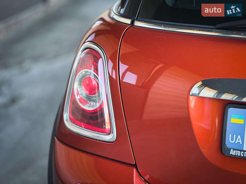 Хэтчбек MINI Cooper 2011 в Киеве