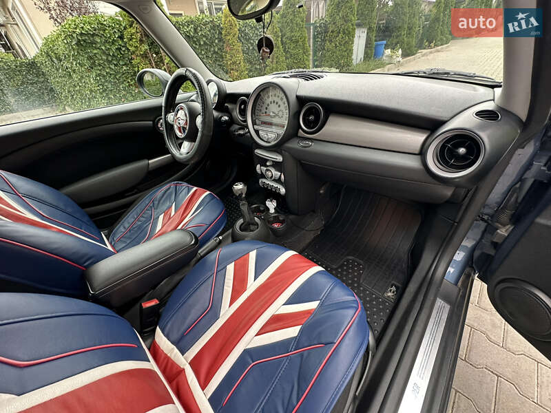 Хетчбек MINI Cooper 2009 в Одесі