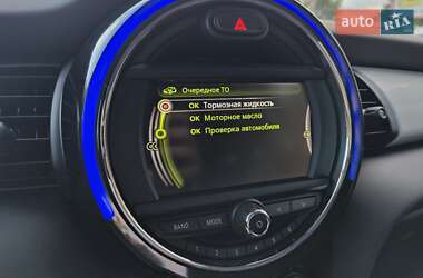 Хэтчбек MINI Cooper 2016 в 