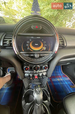 Хетчбек MINI Cooper 2014 в 