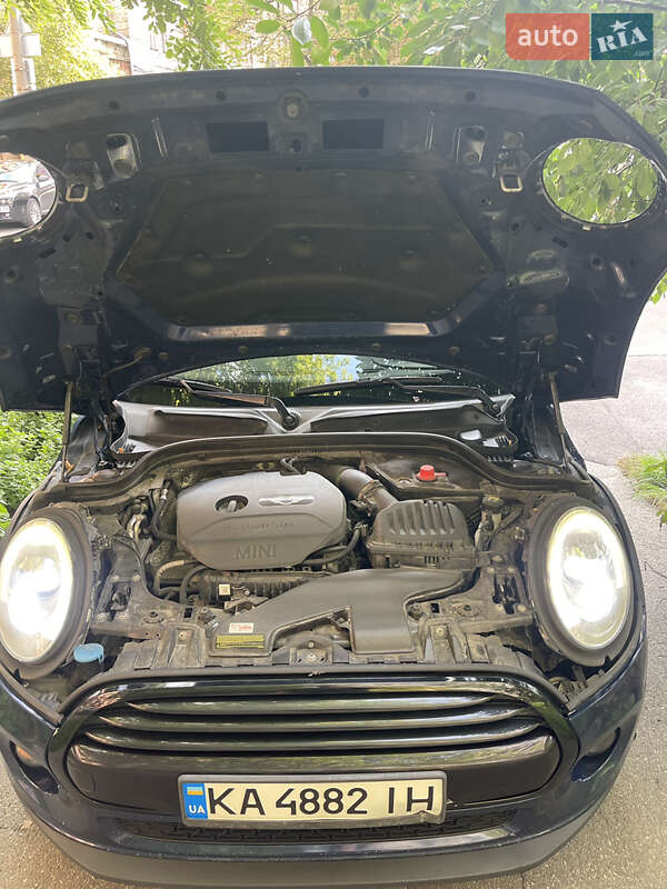 Хэтчбек MINI Cooper 2014 в Киеве