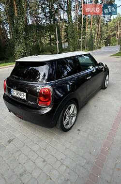 Хэтчбек MINI Cooper 2016 в 