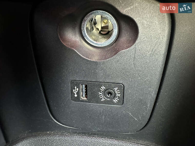 Хэтчбек MINI Cooper 2016 в Львове