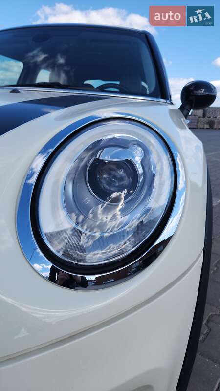 Хэтчбек MINI Cooper 2016 в Одессе