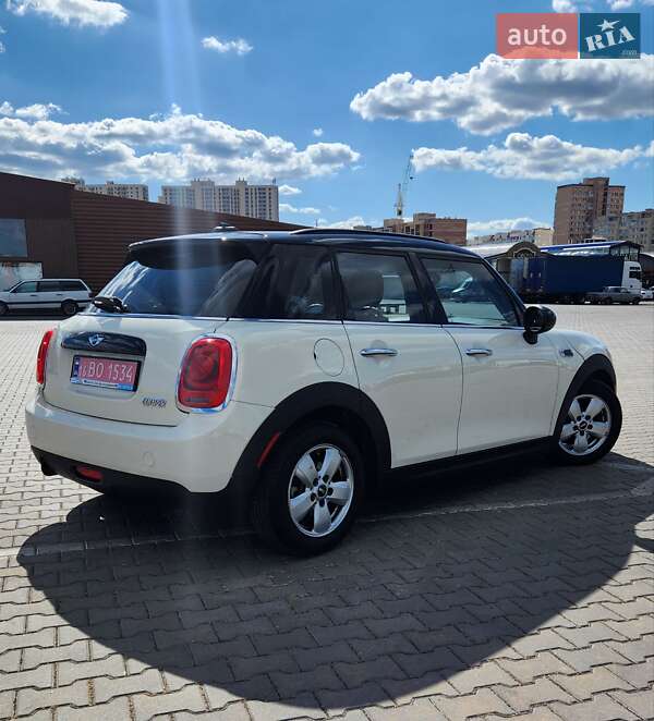 Хэтчбек MINI Cooper 2016 в Одессе