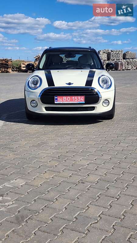 Хэтчбек MINI Cooper 2016 в Одессе
