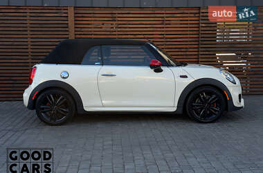 Хэтчбек MINI Cooper 2017 в 