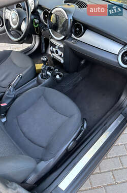 Хетчбек MINI Cooper 2009 в 