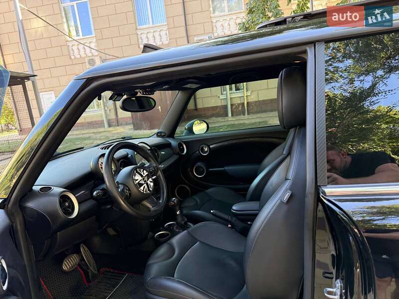 Хетчбек MINI Cooper 2013 в Кривому Розі