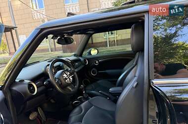 Хэтчбек MINI Cooper 2013 в 