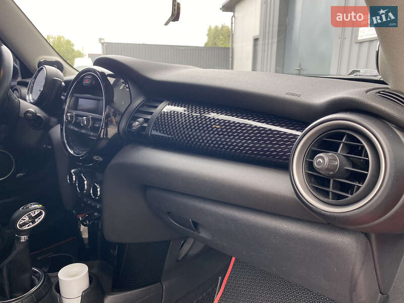 Хетчбек MINI Cooper 2015 в Вінниці
