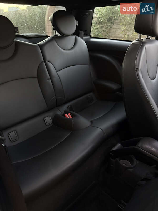 Хэтчбек MINI Cooper 2011 в Одессе