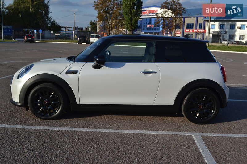 Хэтчбек MINI Cooper 2023 в Житомире фото 3 Хэтчбек MINI Cooper 2023 в Житомире