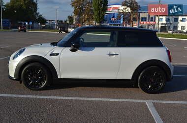 Хэтчбек MINI Cooper 2023 в 