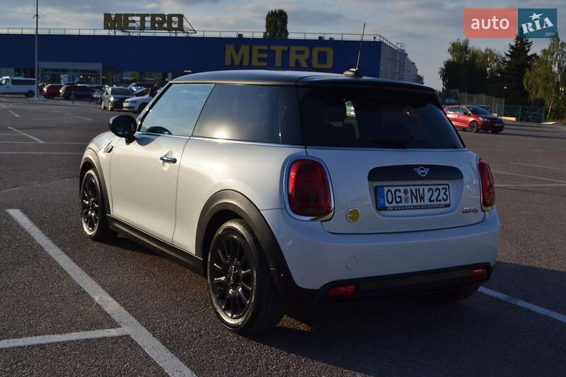 Хэтчбек MINI Cooper 2023 в Житомире фото 4 Хэтчбек MINI Cooper 2023 в Житомире