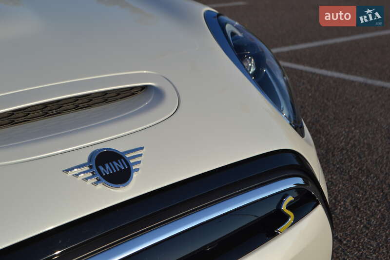 Хэтчбек MINI Cooper 2023 в Житомире фото 11 Хэтчбек MINI Cooper 2023 в Житомире