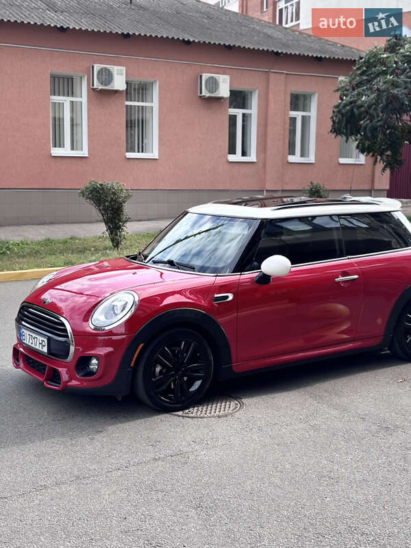 Хетчбек MINI Cooper 2017 в Полтаві