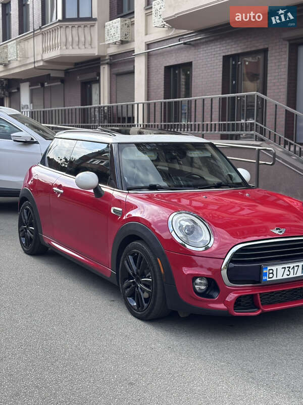 Хетчбек MINI Cooper 2017 в Полтаві