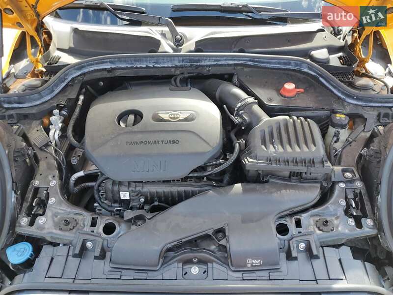 Хэтчбек MINI Cooper 2016 в Ивано-Франковске