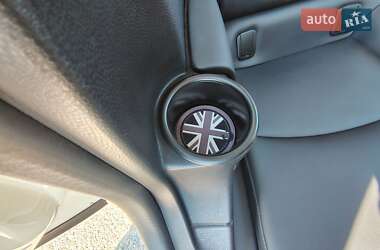 Хэтчбек MINI Cooper 2013 в 