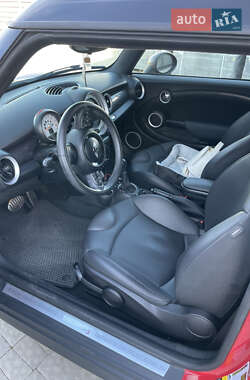 Хэтчбек MINI Cooper 2013 в 