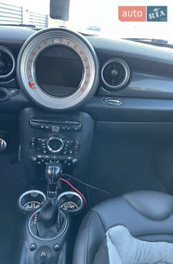 Хэтчбек MINI Cooper 2013 в 