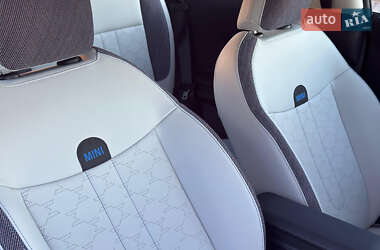 Хэтчбек MINI Cooper 2025 в 
