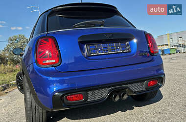 Хетчбек MINI Cooper 2020 в 