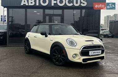 Хэтчбек MINI Cooper 2014 в Киеве