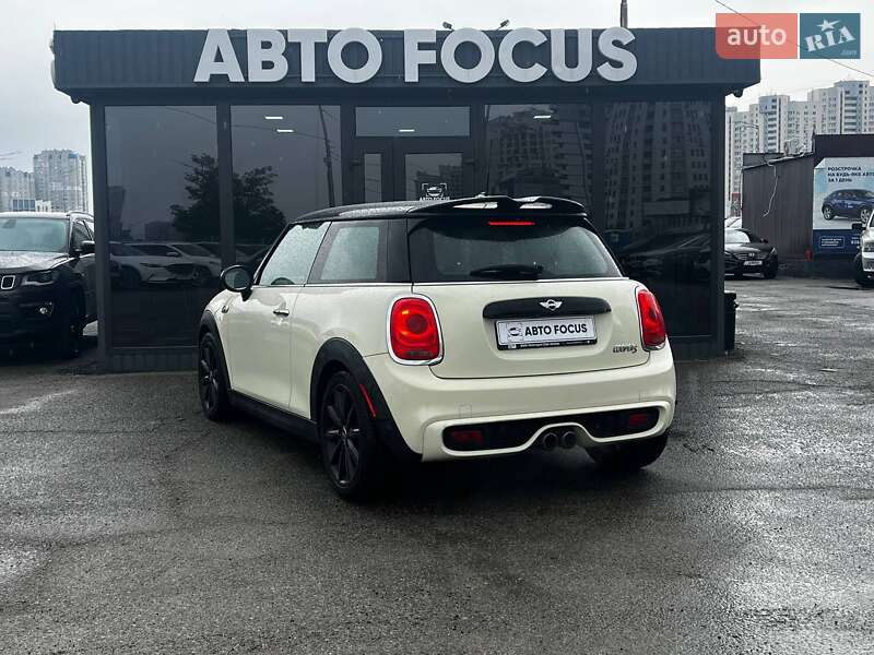 Хэтчбек MINI Cooper 2014 в Киеве