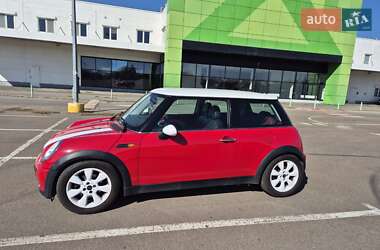 Хетчбек MINI Cooper 2005 в 