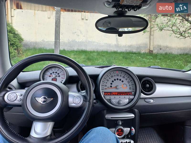 Хетчбек MINI Cooper 2009 в Рівному