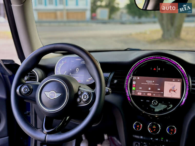 Хэтчбек MINI Cooper 2015 в Днепре