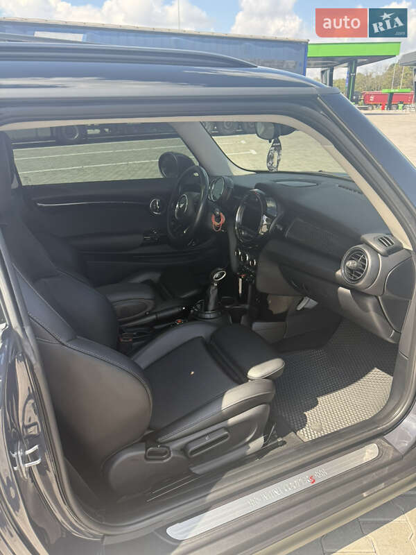 Хэтчбек MINI Cooper 2016 в Виннице фото 19 Хэтчбек MINI Cooper 2016 в Виннице