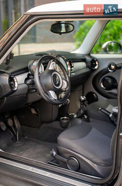 Хетчбек MINI Cooper 2006 в 