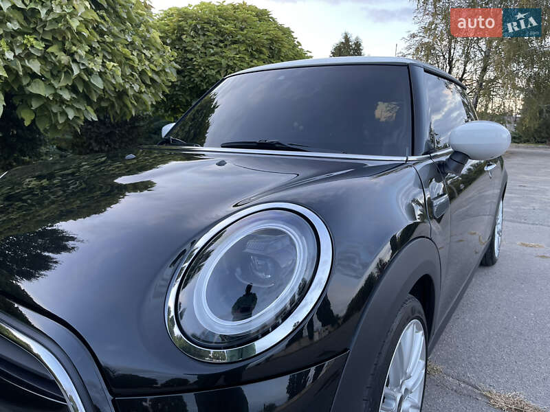 Хэтчбек MINI Cooper 2022 в Запорожье